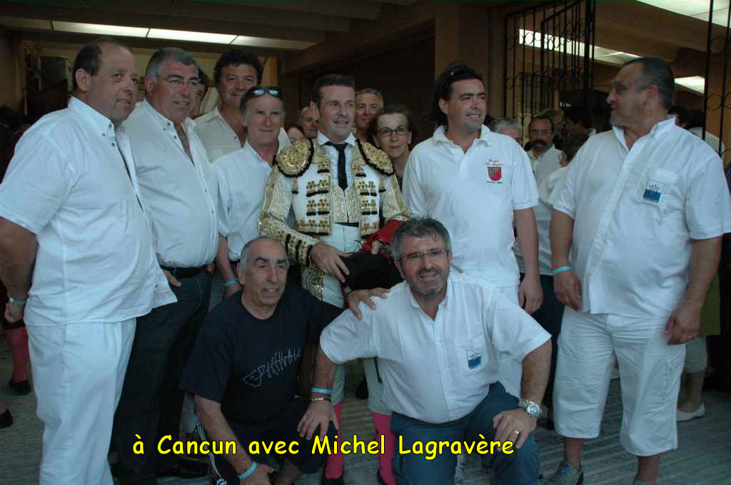8100_Cancun,_avec_Michel_Lagravere.JPG